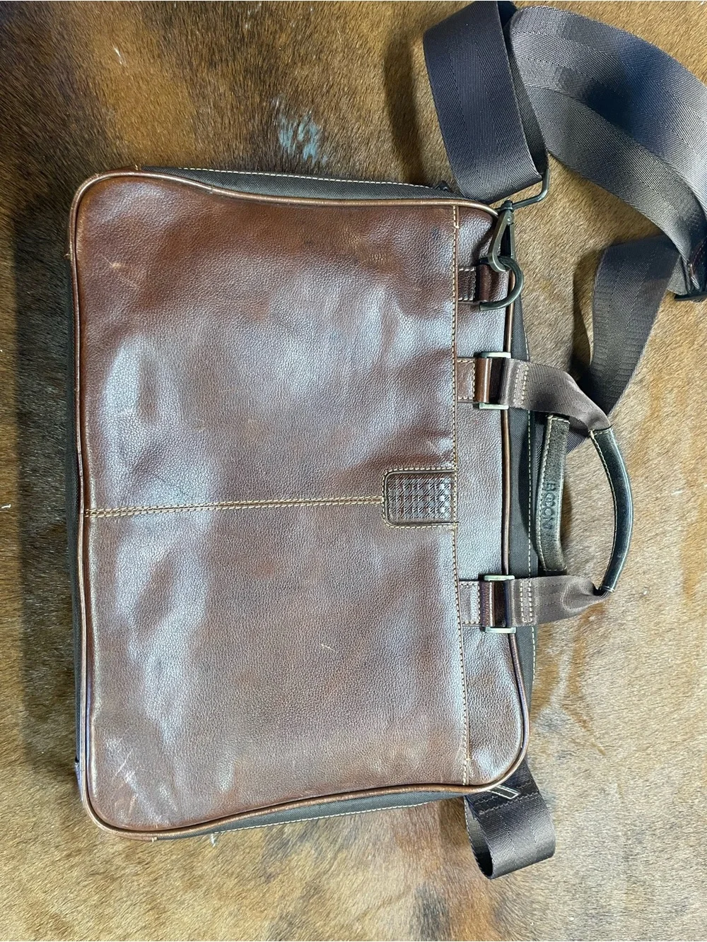 Boconi Brown Leather Briefcase Laptop Bag — EUC